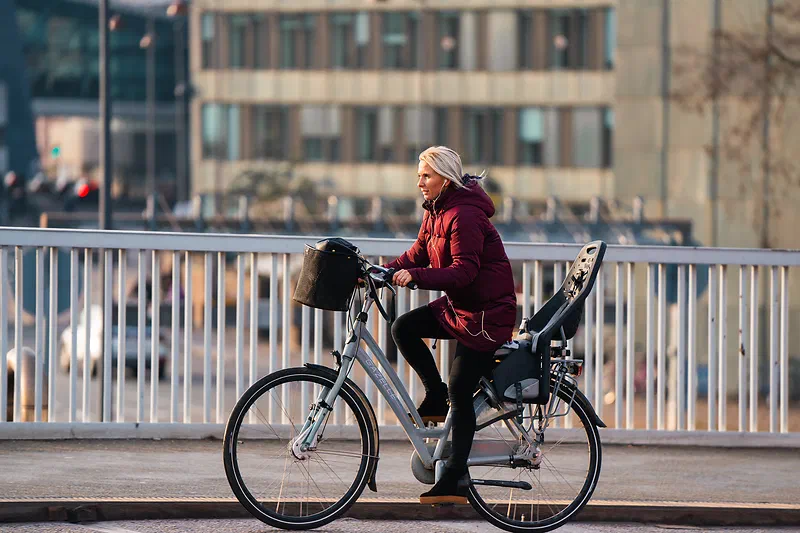 Bicycle in Copenhagen, shot with the Sony FE 70-200mm F2.8 GM OSS. An example of how I can’t get the colors right, even after hours of editing.