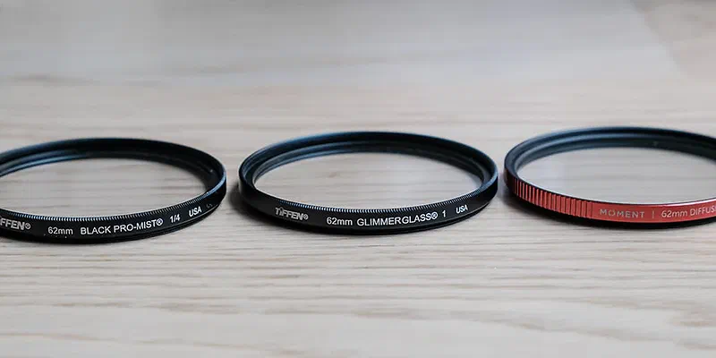 Battle of diffusion filters: Tiffen Black Pro-Mist vs. Tiffen Glimmer Glass vs. Moment Cinebloom