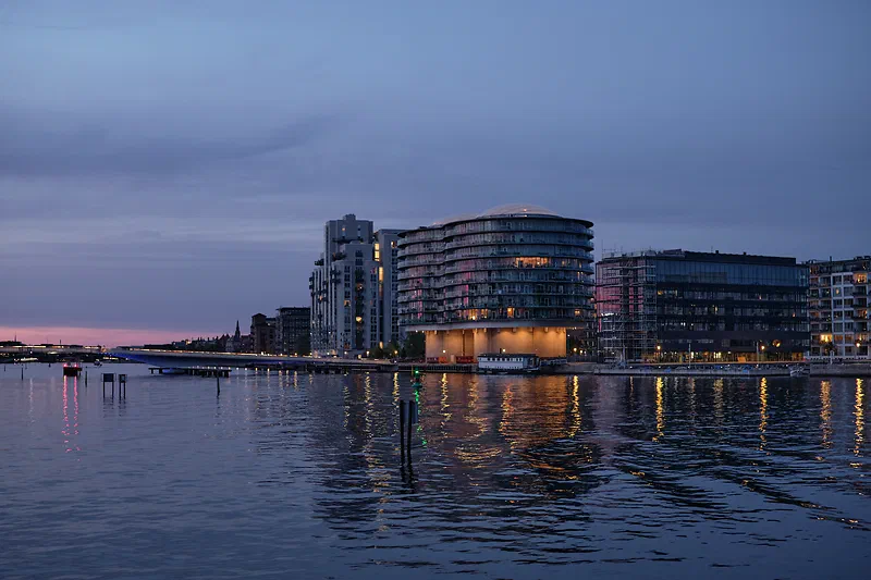 Copenhagen Harbour, the two silos at Islands Brygge. Shot with the Zeiss Touit 32mm f1.8, like all the other photos in this blog post.