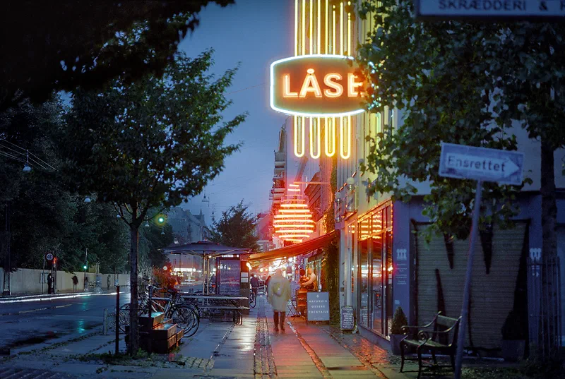 Neon sign at Nørrebrogade in Copenhagen, shot on a Contax Aria with the mirror slip problem. A reminder to all to always check the focusing ability of your camera before you go out and shoot epic photos 🙂